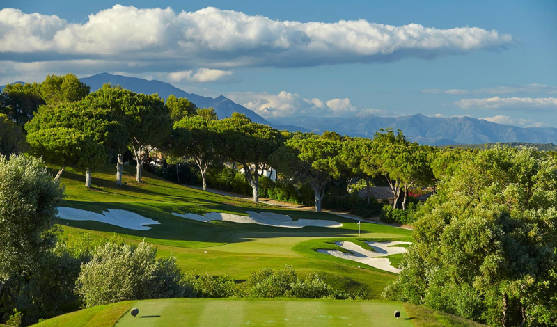 Hole 15 909.jpg