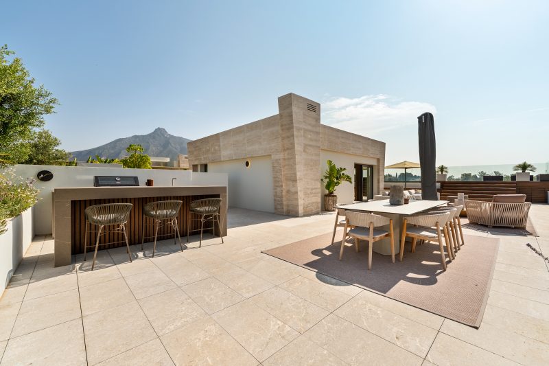 Skyvilla 6-49