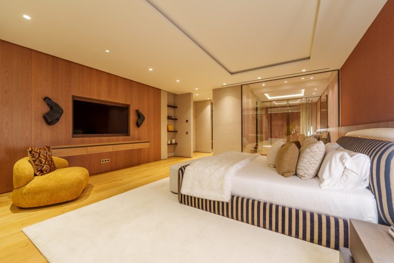 Skyvilla 6-11