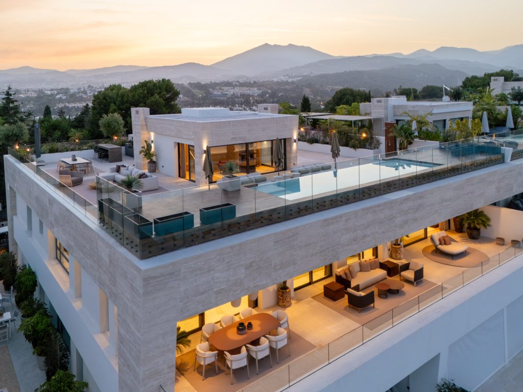 Skyvilla 6-64
