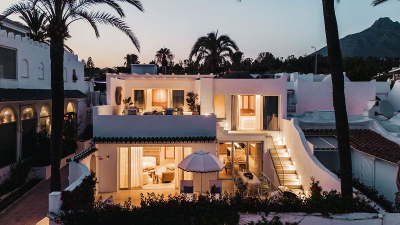 Beach House Golden Mile-32